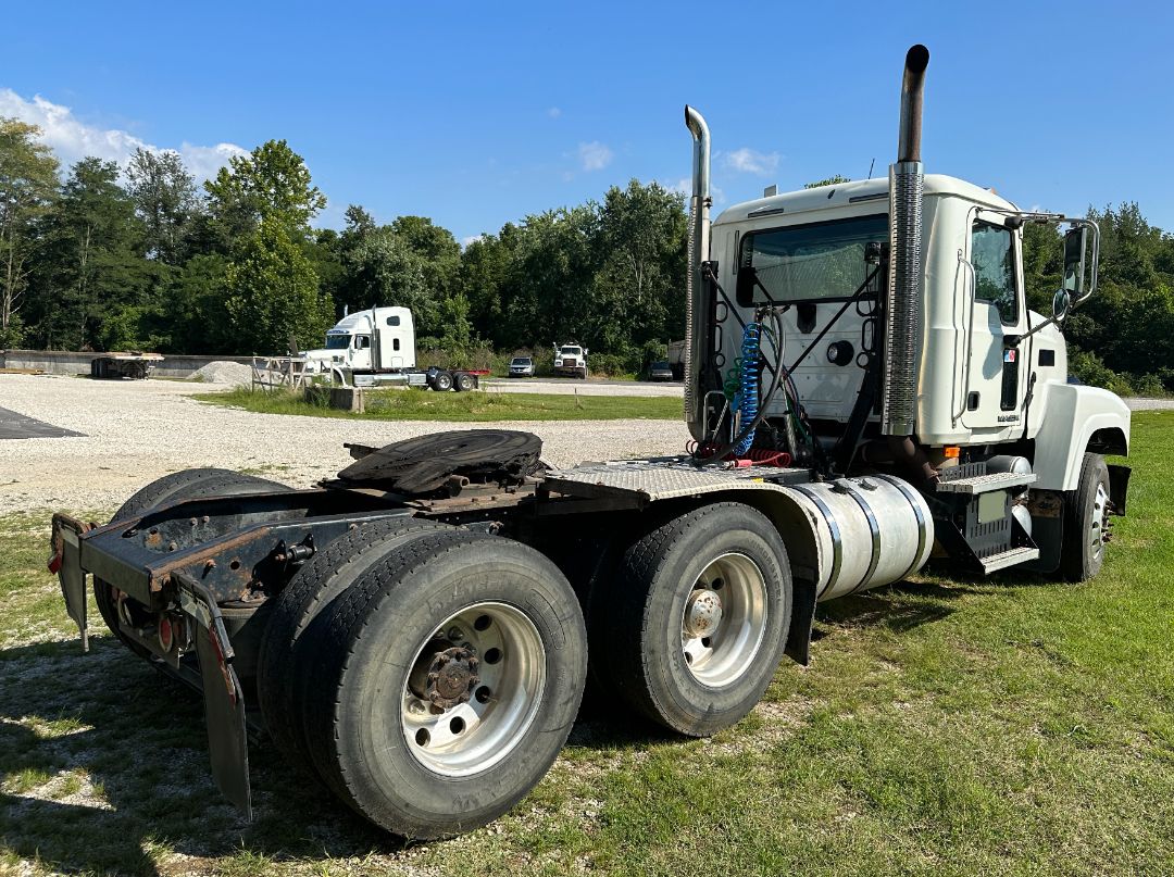 2008 MACK CHU613 - Image 5